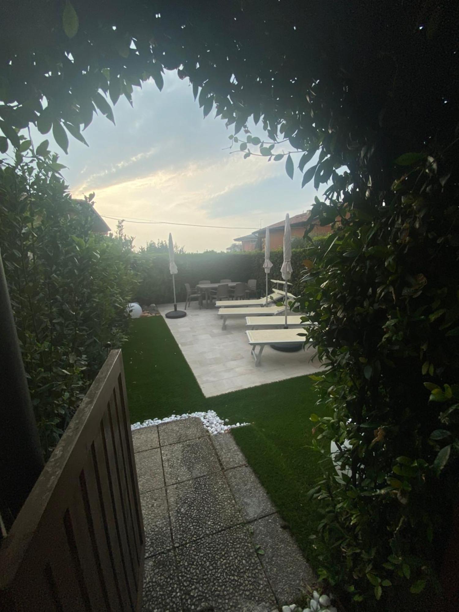 Appartamenti Hera Lazise Exterior foto