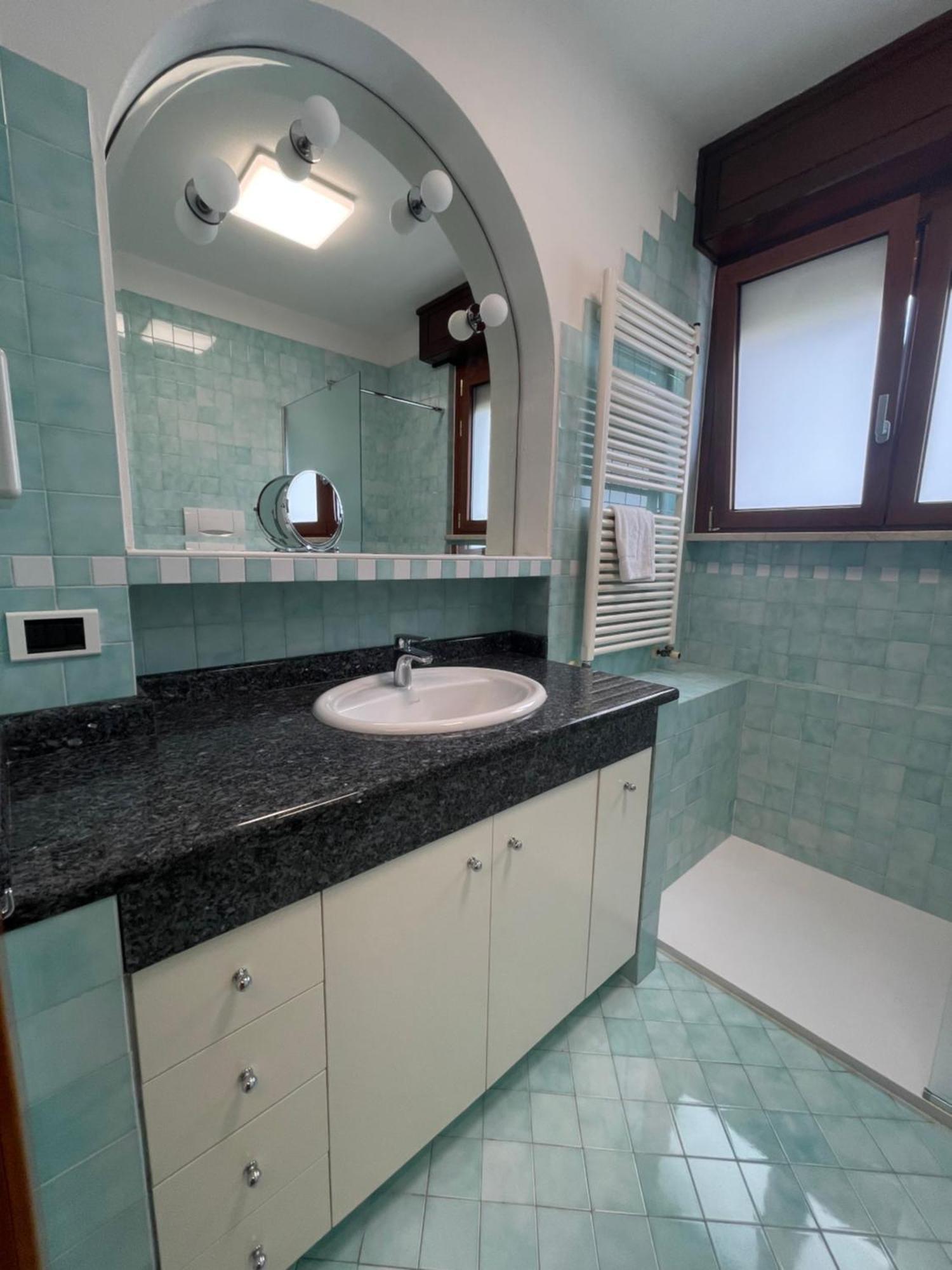 Appartamenti Hera Lazise Exterior foto